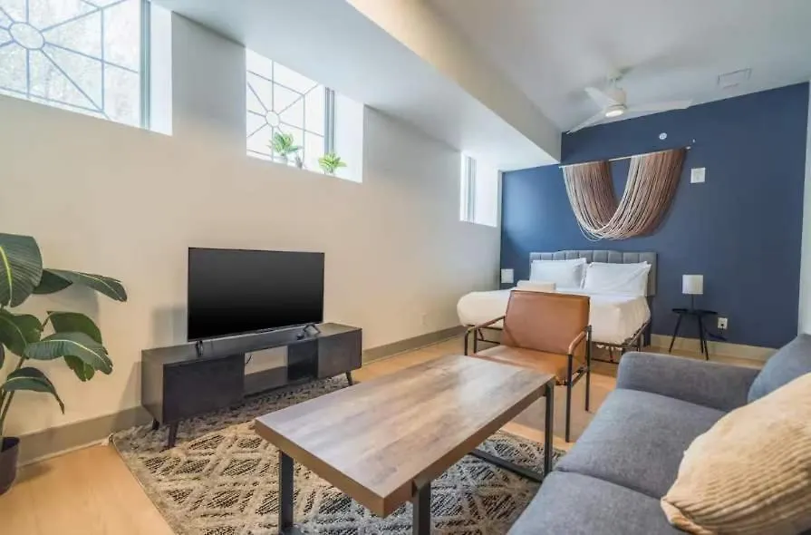 Stylish Studio With Free Parking Near Medical District لويفيل 0*,