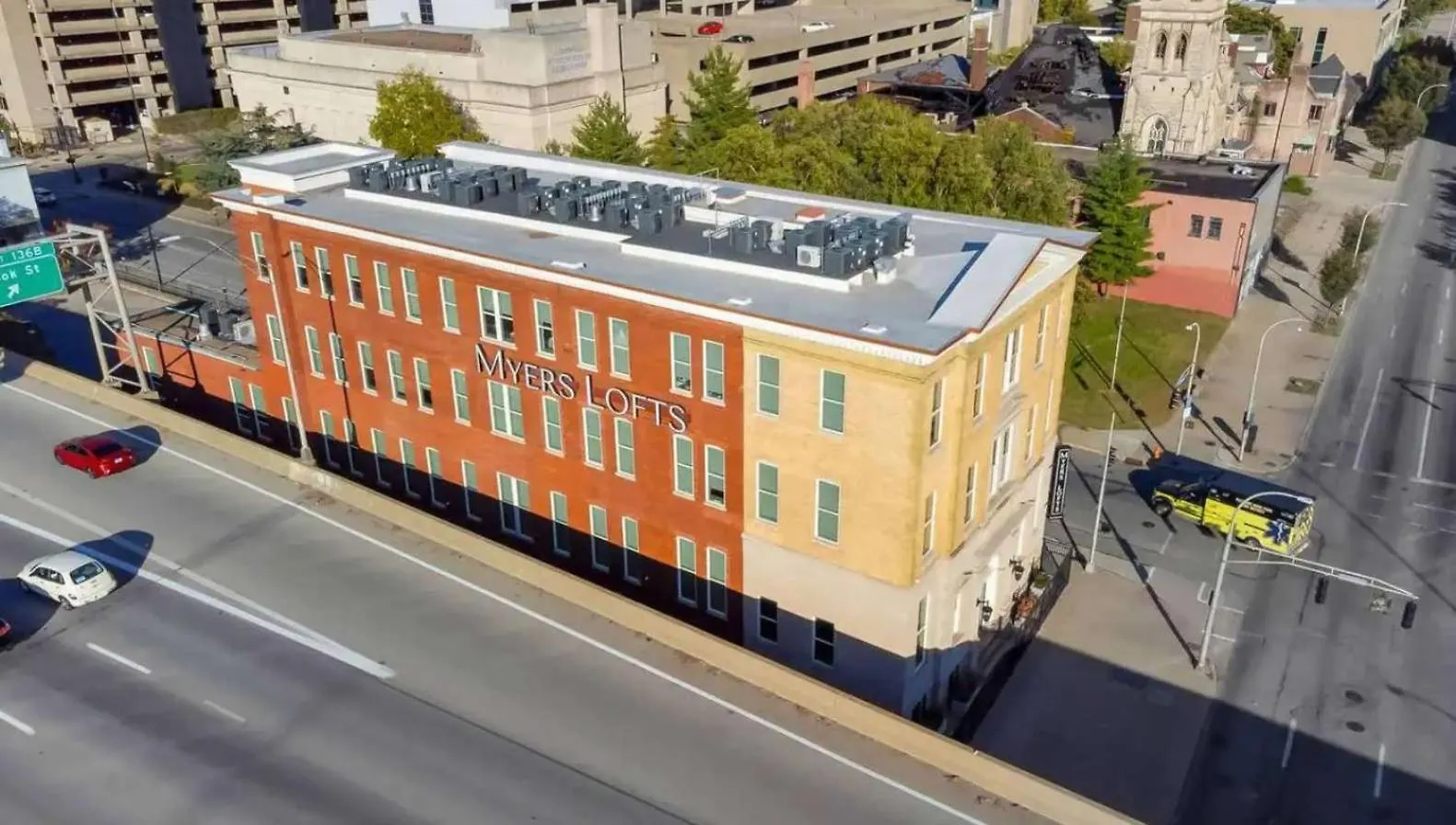 Stylish Studio With Free Parking Near Medical District Λούισβιλ Διαμέρισμα